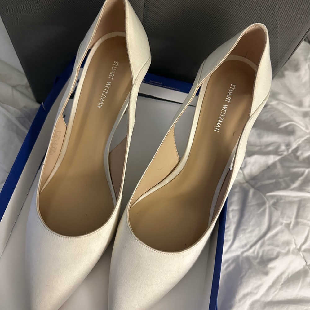 Stuart Weitzman Mariposa 85 Pump